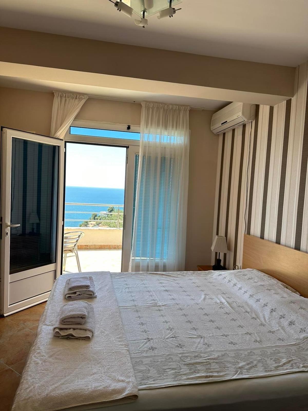 Nikic Apartments Ulcinj Bagian luar foto